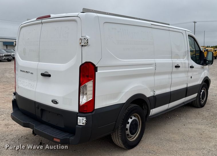 image for item EU2215 2017 Ford Transit 150 van