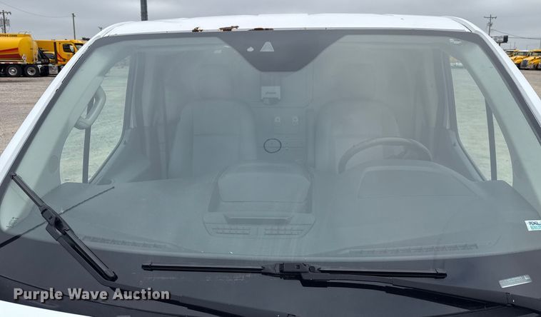 image for item EU2215 2017 Ford Transit 150 van