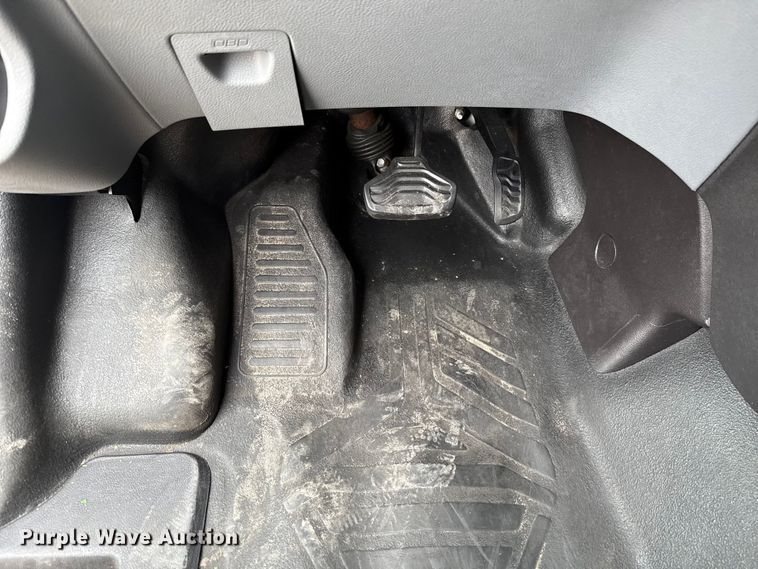 image for item EU2215 2017 Ford Transit 150 van