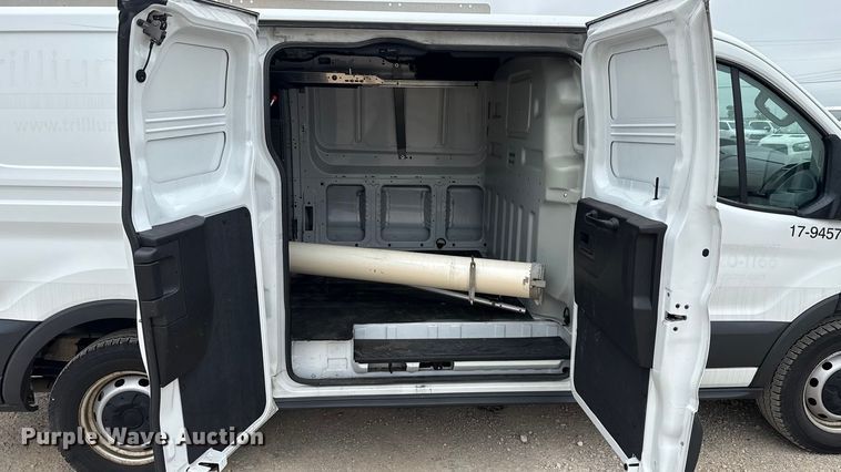 image for item EU2215 2017 Ford Transit 150 van