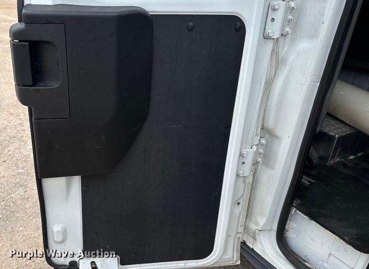 image for item EU2215 2017 Ford Transit 150 van