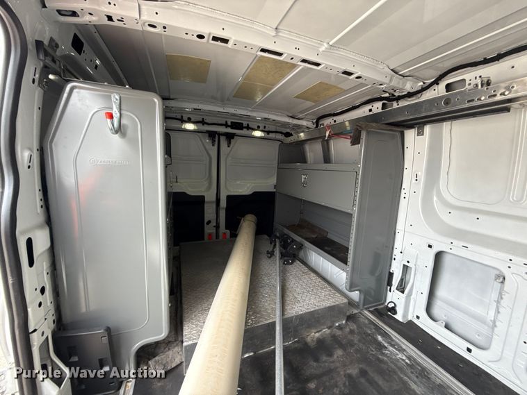 image for item EU2215 2017 Ford Transit 150 van