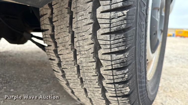 image for item EU2215 2017 Ford Transit 150 van