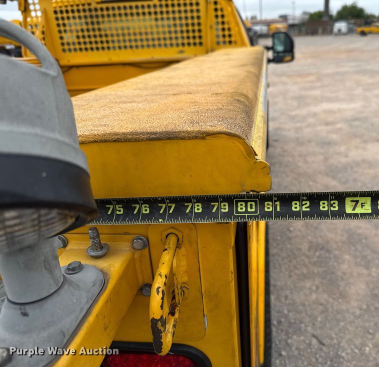 image for item EU2216 2017 Ford F350 Super Duty utility bed pickup truck