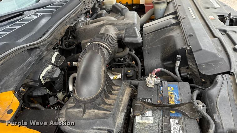 image for item EU2216 2017 Ford F350 Super Duty utility bed pickup truck