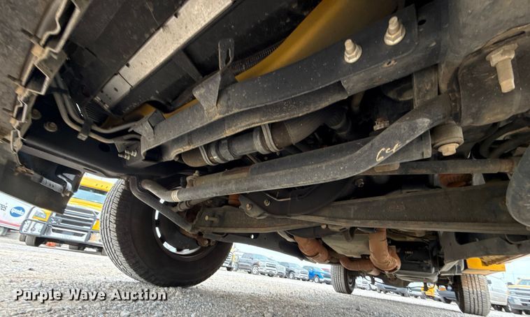 image for item EU2217 2018 Ford F350 Super Duty  utility bed pickup truck