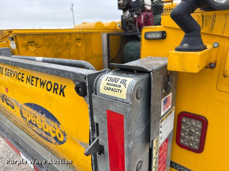 image for item EU2217 2018 Ford F350 Super Duty  utility bed pickup truck