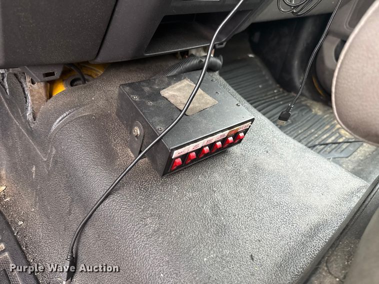 image for item EU2217 2018 Ford F350 Super Duty  utility bed pickup truck