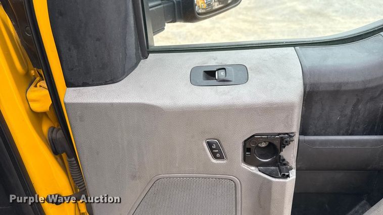 image for item EU2217 2018 Ford F350 Super Duty  utility bed pickup truck