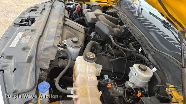 image for item EU2217 2018 Ford F350 Super Duty  utility bed pickup truck