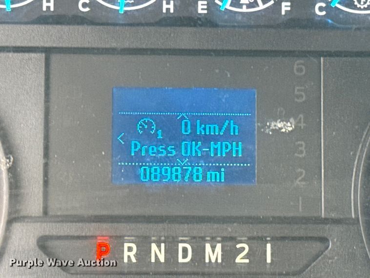 image for item EU2218 2018 Ford F350 Super Duty utility bed pickup truck