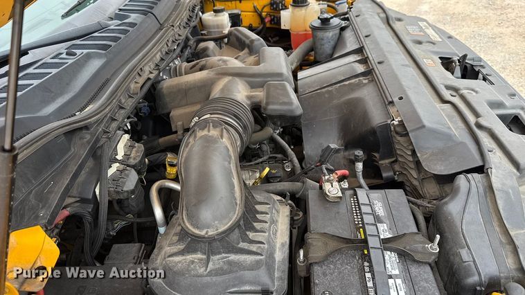 image for item EU2218 2018 Ford F350 Super Duty utility bed pickup truck