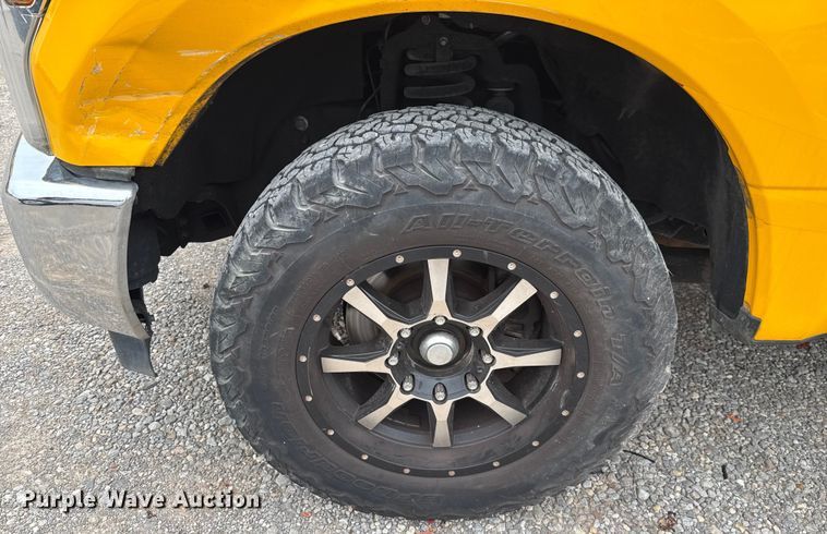 image for item EU2218 2018 Ford F350 Super Duty utility bed pickup truck