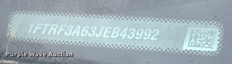 image for item EU2218 2018 Ford F350 Super Duty utility bed pickup truck