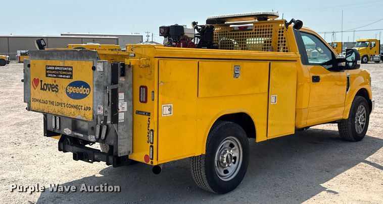 image for item EU2222 2019 Ford F350 Super Duty  utility bed pickup truck