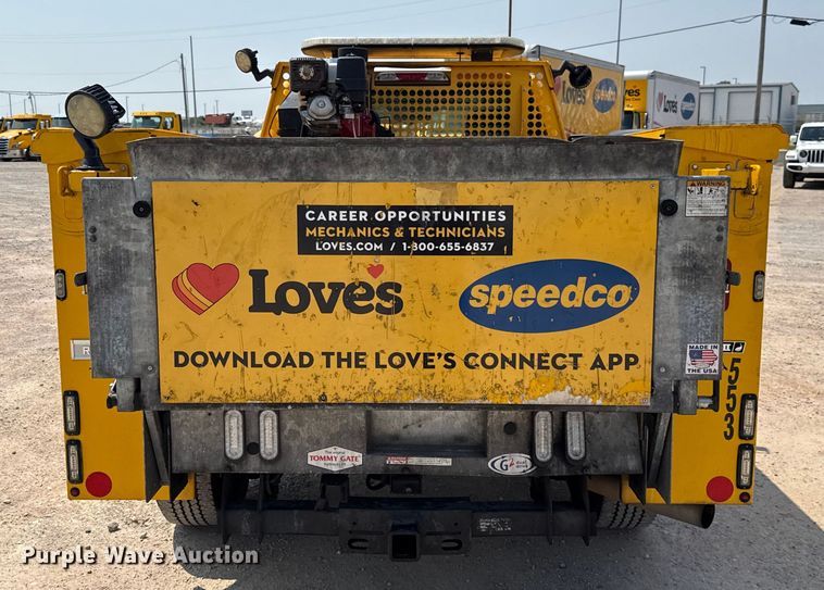 image for item EU2222 2019 Ford F350 Super Duty  utility bed pickup truck