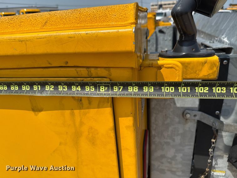 image for item EU2222 2019 Ford F350 Super Duty  utility bed pickup truck