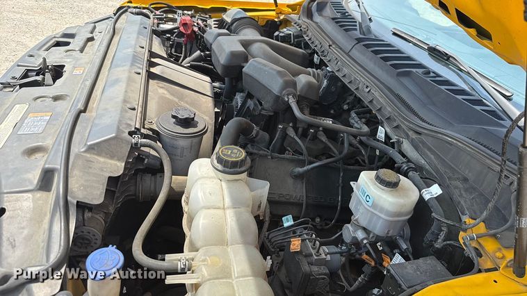 image for item EU2222 2019 Ford F350 Super Duty  utility bed pickup truck