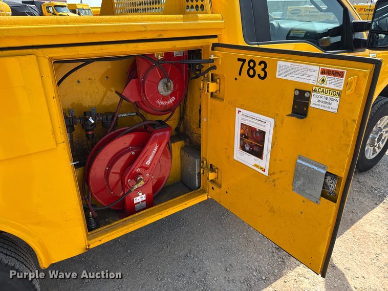 image for item EU2223 2019 Ford F350 Super Duty utility bed pickup truck