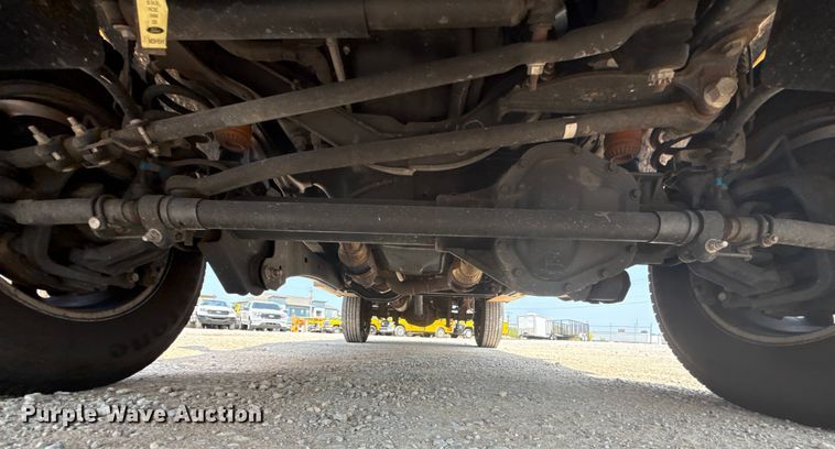 image for item EU2223 2019 Ford F350 Super Duty utility bed pickup truck