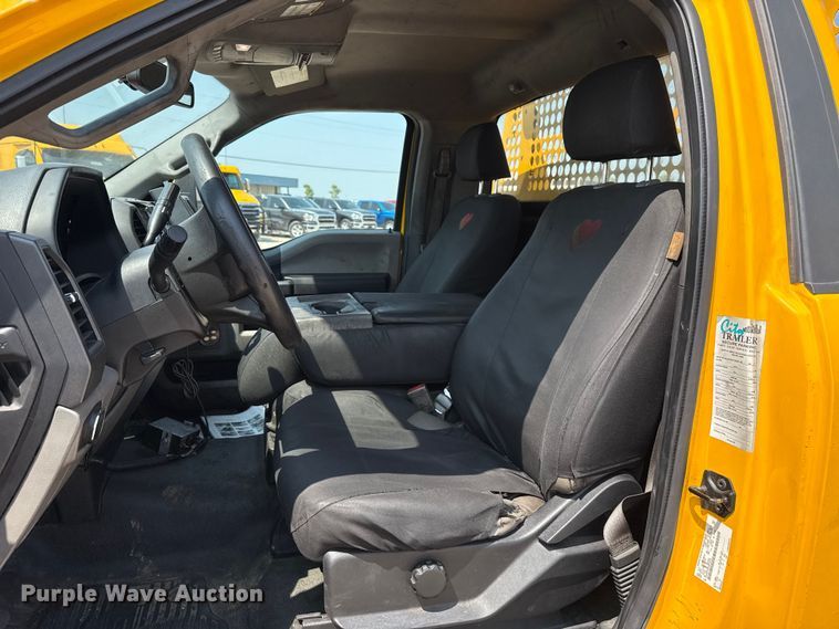 image for item EU2223 2019 Ford F350 Super Duty utility bed pickup truck