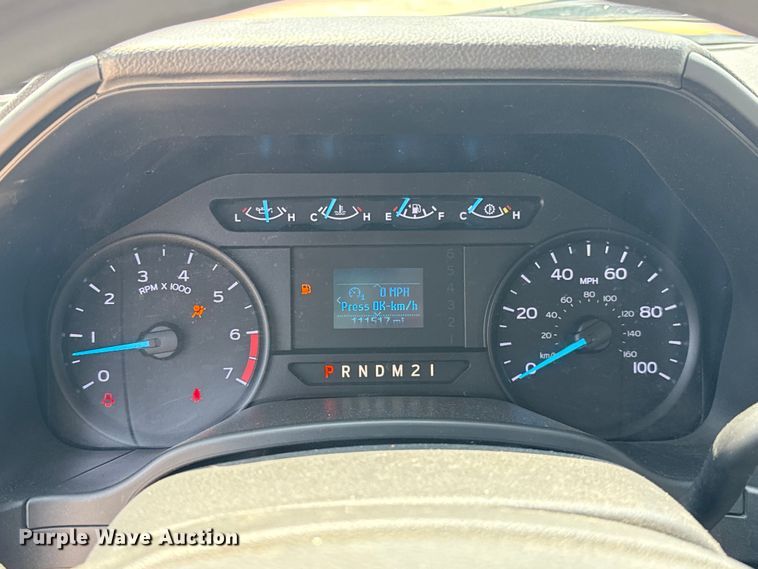 image for item EU2223 2019 Ford F350 Super Duty utility bed pickup truck