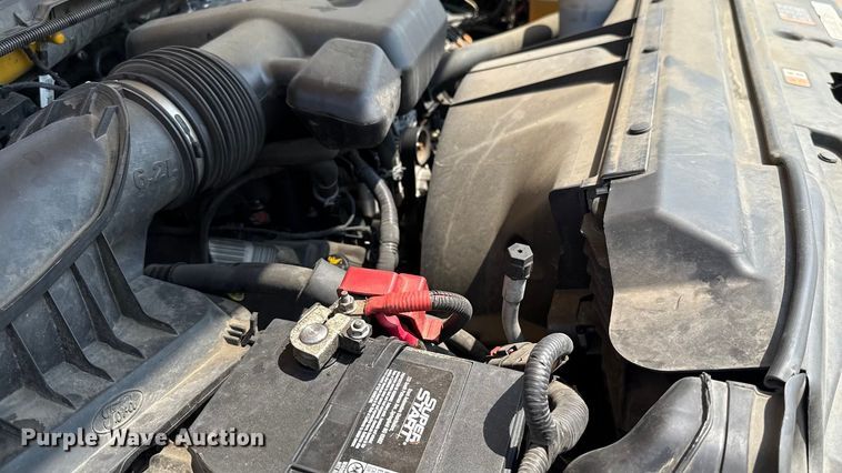 image for item EU2223 2019 Ford F350 Super Duty utility bed pickup truck