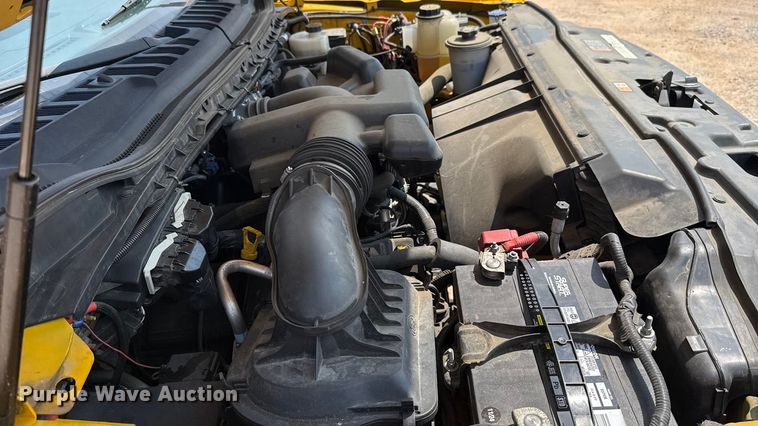 image for item EU2223 2019 Ford F350 Super Duty utility bed pickup truck