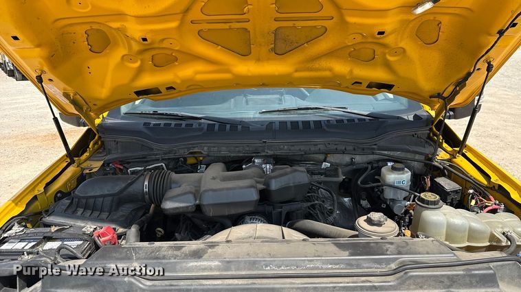 image for item EU2223 2019 Ford F350 Super Duty utility bed pickup truck