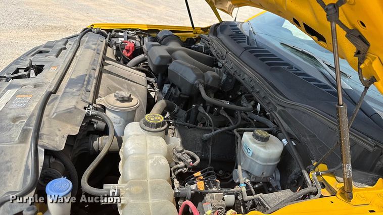 image for item EU2223 2019 Ford F350 Super Duty utility bed pickup truck