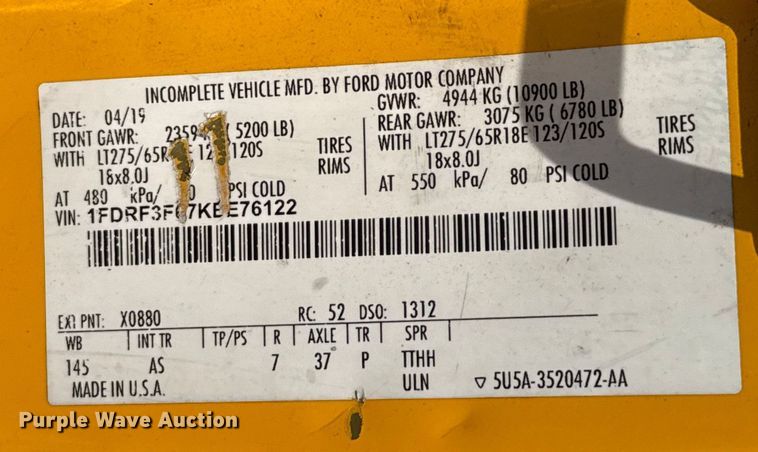 image for item EU2223 2019 Ford F350 Super Duty utility bed pickup truck