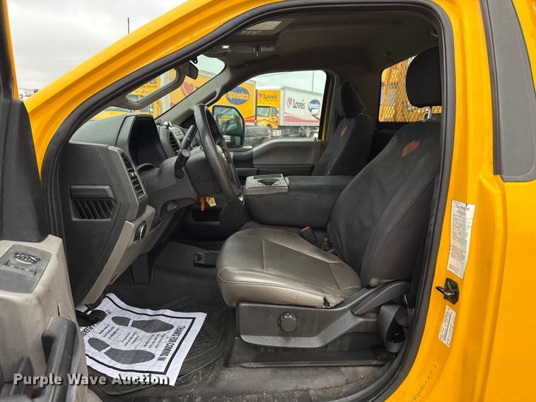 image for item EU2224 2021 Ford F350 Super Duty utility bed pickup truck