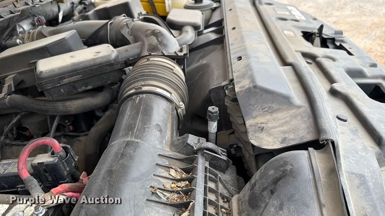 image for item EU2224 2021 Ford F350 Super Duty utility bed pickup truck