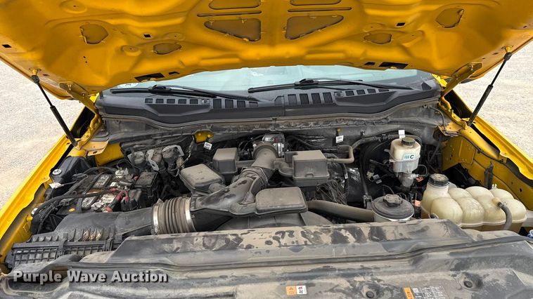 image for item EU2224 2021 Ford F350 Super Duty utility bed pickup truck