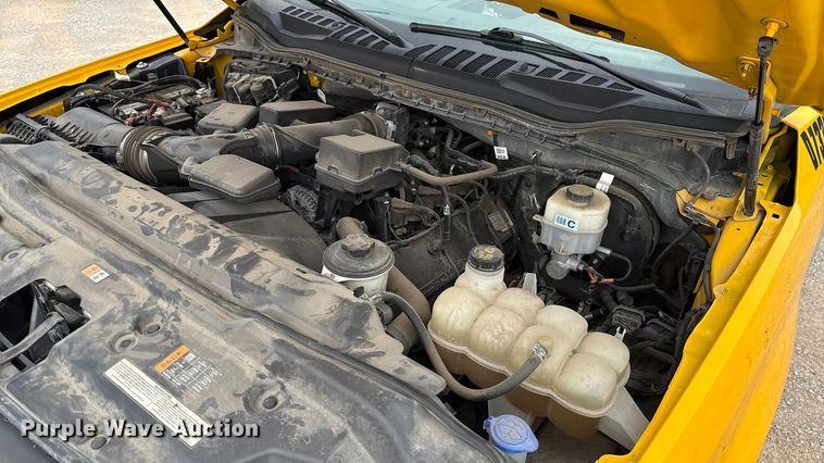 image for item EU2224 2021 Ford F350 Super Duty utility bed pickup truck