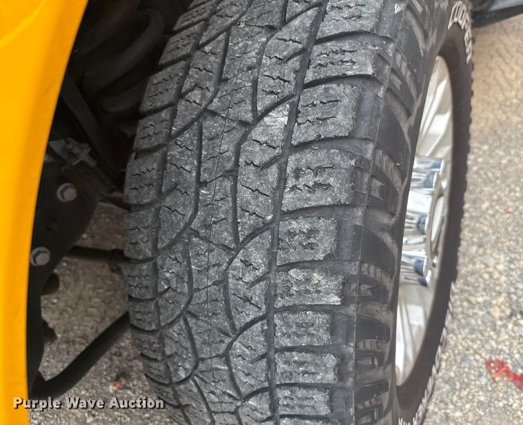 image for item EU2224 2021 Ford F350 Super Duty utility bed pickup truck