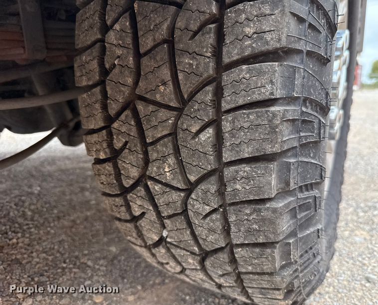 image for item EU2224 2021 Ford F350 Super Duty utility bed pickup truck