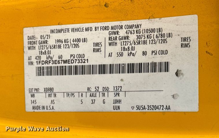 image for item EU2224 2021 Ford F350 Super Duty utility bed pickup truck