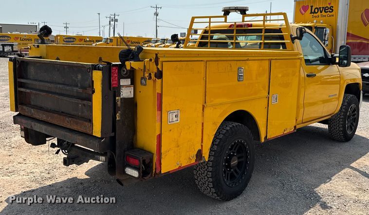 image for item EU2225 2015 Chevrolet Silverado 3500HD utility bed pickup truck