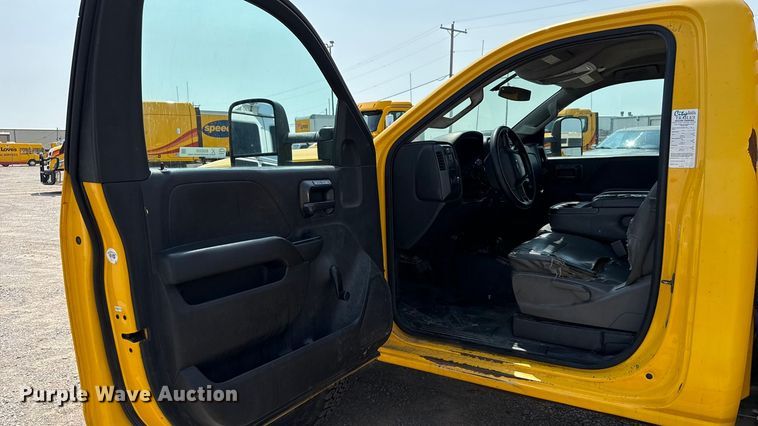 image for item EU2225 2015 Chevrolet Silverado 3500HD utility bed pickup truck