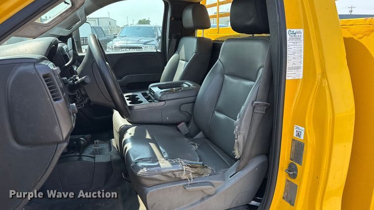 image for item EU2225 2015 Chevrolet Silverado 3500HD utility bed pickup truck