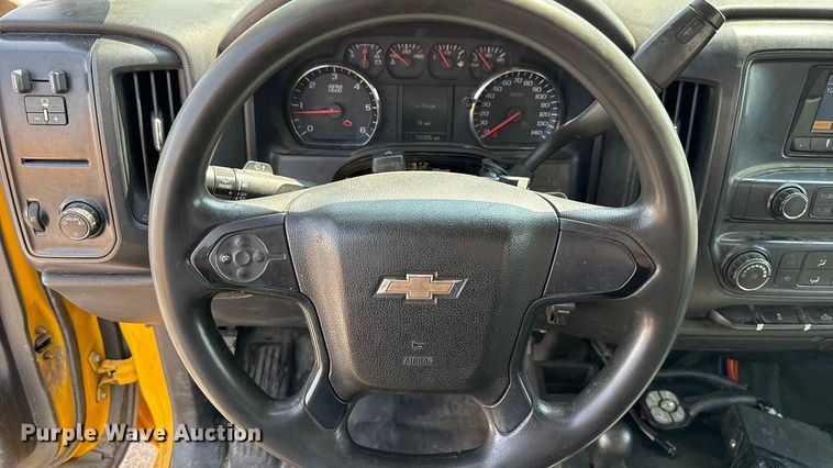 image for item EU2225 2015 Chevrolet Silverado 3500HD utility bed pickup truck