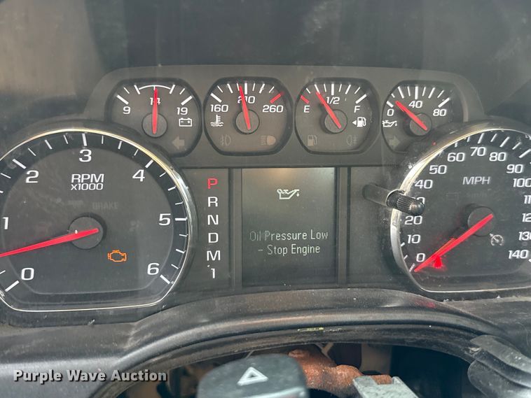 image for item EU2225 2015 Chevrolet Silverado 3500HD utility bed pickup truck