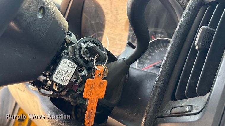 image for item EU2225 2015 Chevrolet Silverado 3500HD utility bed pickup truck