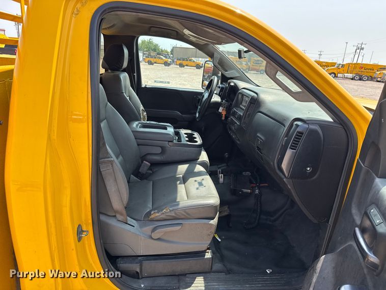 image for item EU2225 2015 Chevrolet Silverado 3500HD utility bed pickup truck