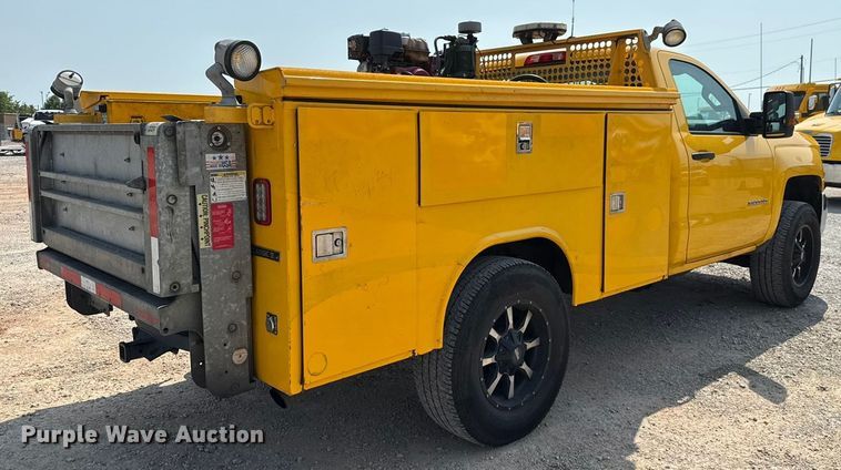 image for item EU2226 2018 Chevrolet Silverado 3500HD utility bed pickup truck