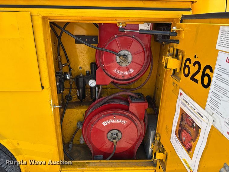 image for item EU2226 2018 Chevrolet Silverado 3500HD utility bed pickup truck