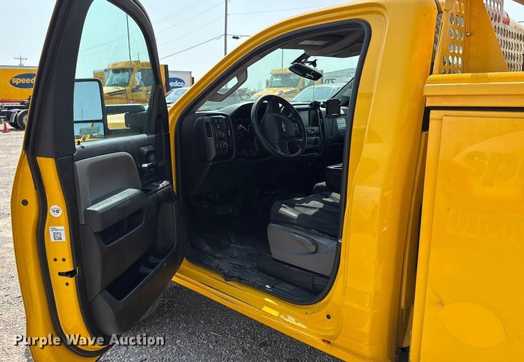 image for item EU2226 2018 Chevrolet Silverado 3500HD utility bed pickup truck