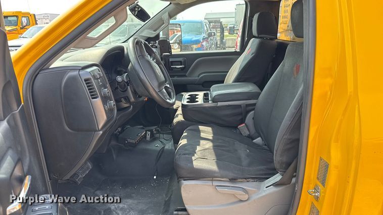 image for item EU2226 2018 Chevrolet Silverado 3500HD utility bed pickup truck