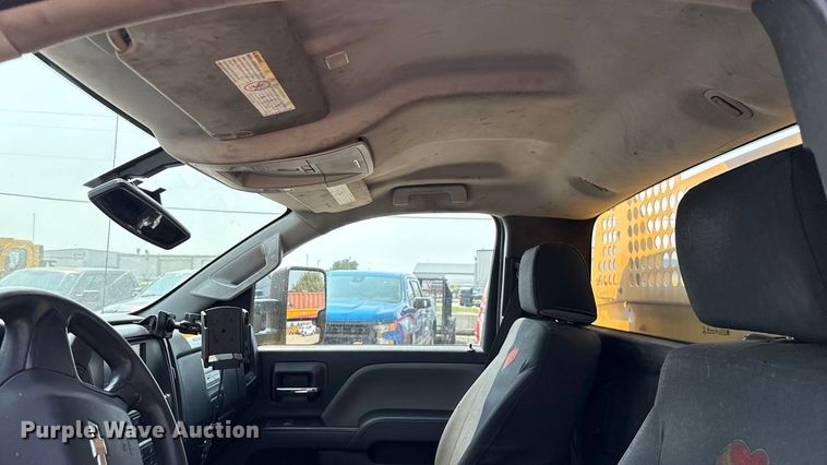 image for item EU2226 2018 Chevrolet Silverado 3500HD utility bed pickup truck